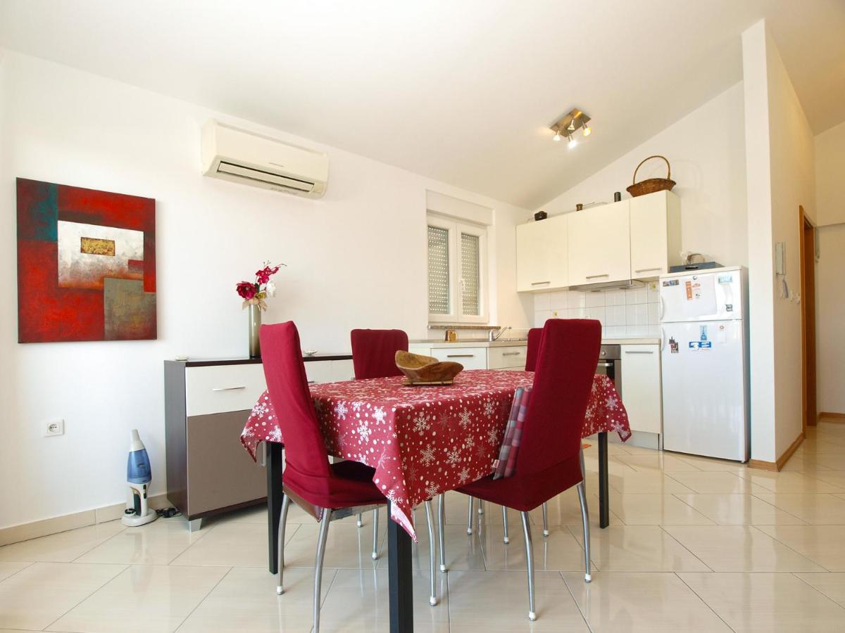 Apartments Majda 1932 Fažana Extérieur photo