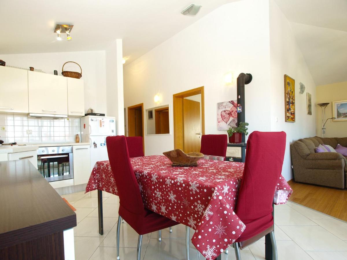 Apartments Majda 1932 Fažana Extérieur photo
