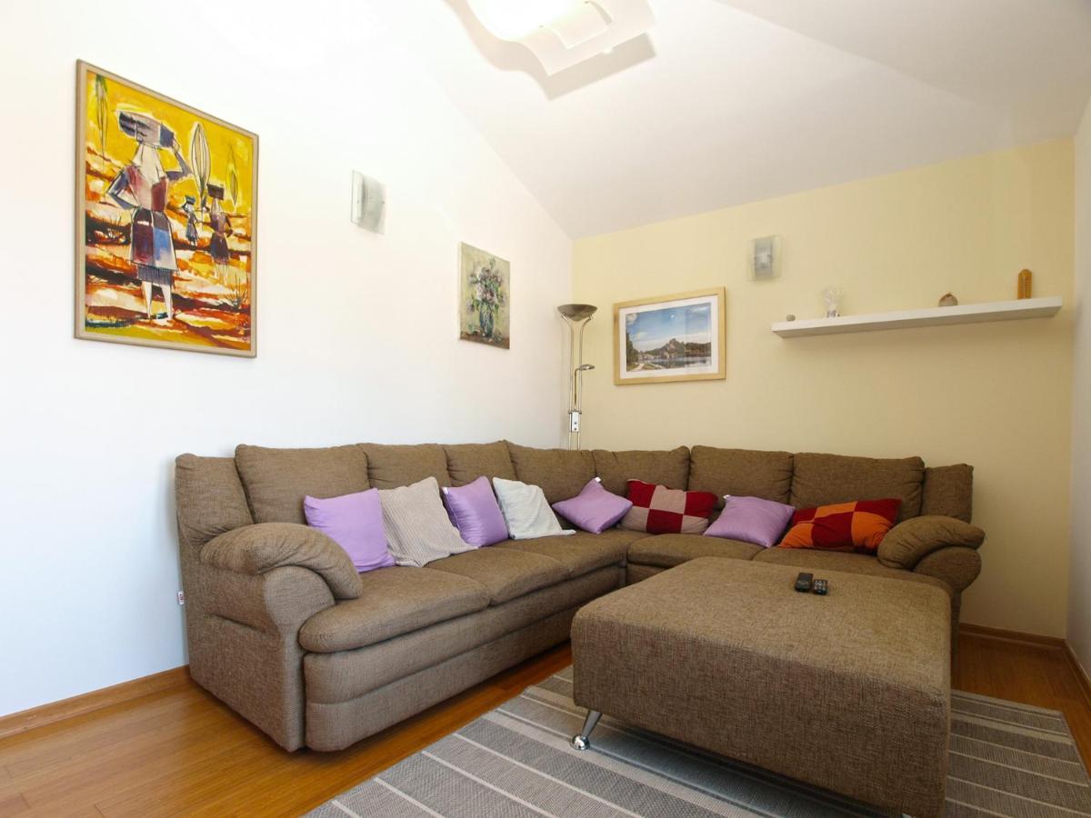Apartments Majda 1932 Fažana Extérieur photo