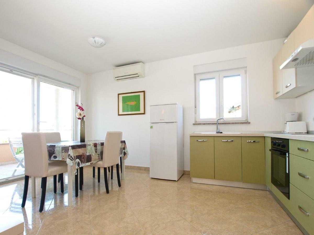 Apartments Majda 1932 Fažana Extérieur photo