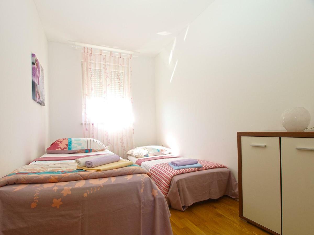 Apartments Majda 1932 Fažana Extérieur photo